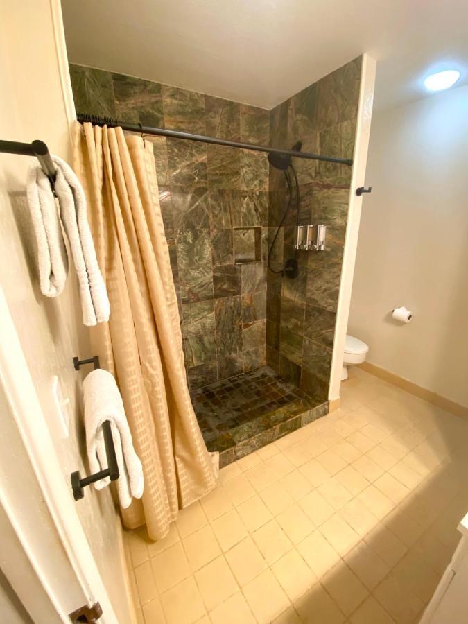Charming 1 Bedroom Beach Condo Prime Location Great Value Pahala エクステリア 写真